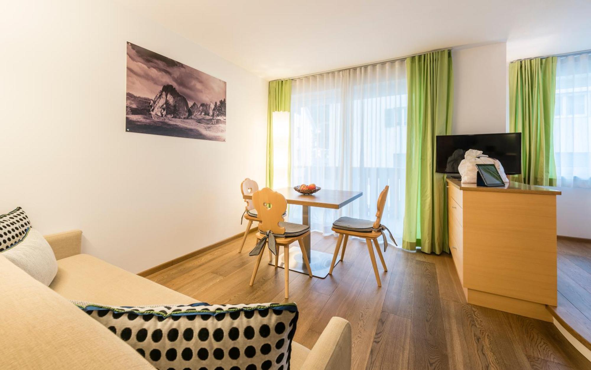Avita - Suites To Relax Urtijëi Buitenkant foto