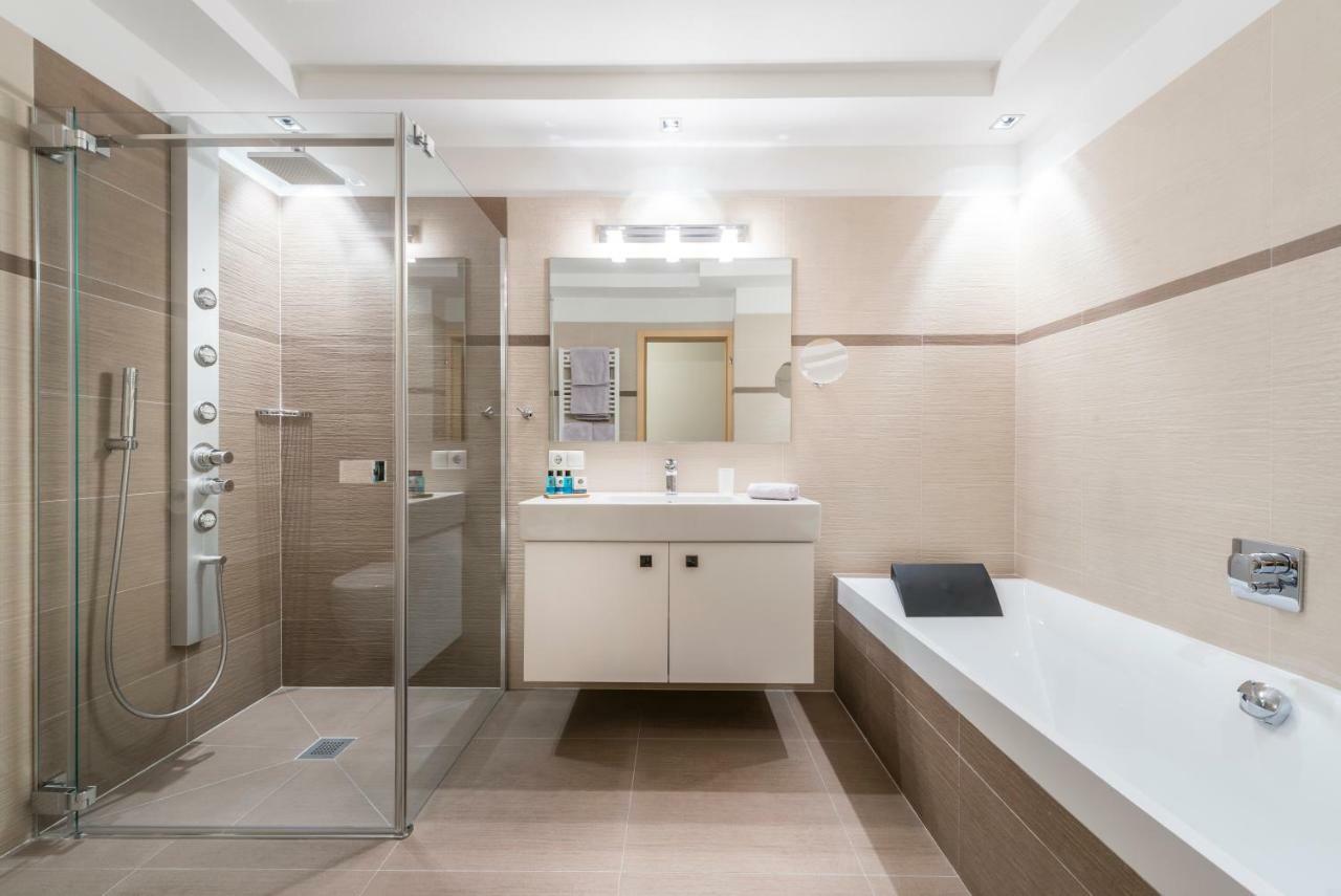Avita - Suites To Relax Urtijëi Buitenkant foto